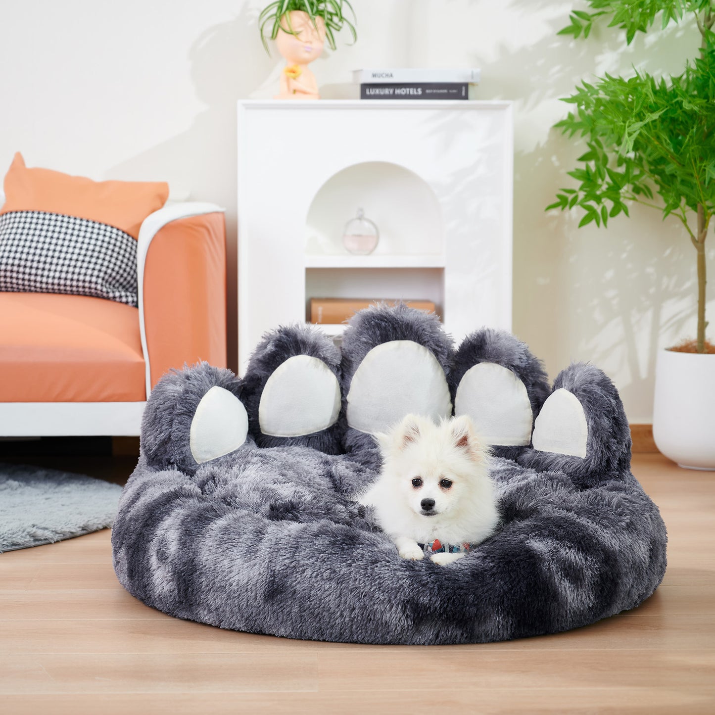Adorable Bear Paw Pet Bed - Cozy Comfort for Small & Medium Dogs and Cats